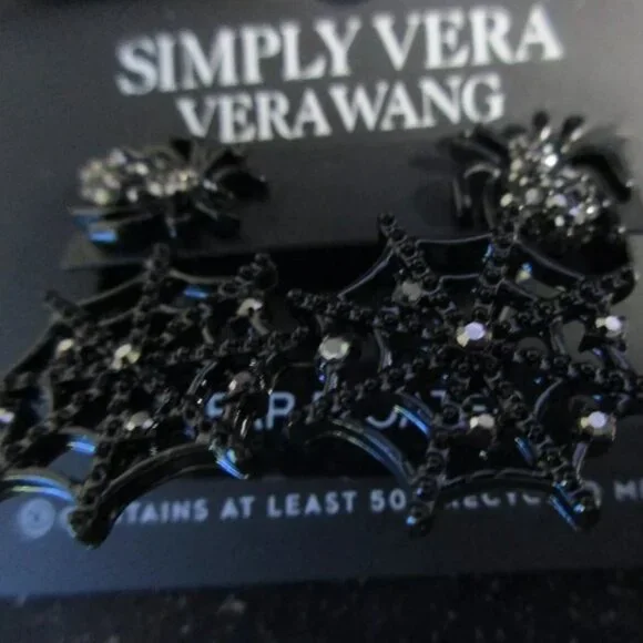 VERA WANG Goth Halloween Spider Web Black Hematite Crystal Front Back Earrings - Picture 2 of 4
